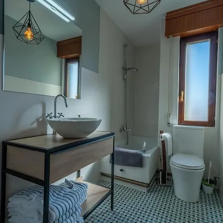 Apartament Alsua Street